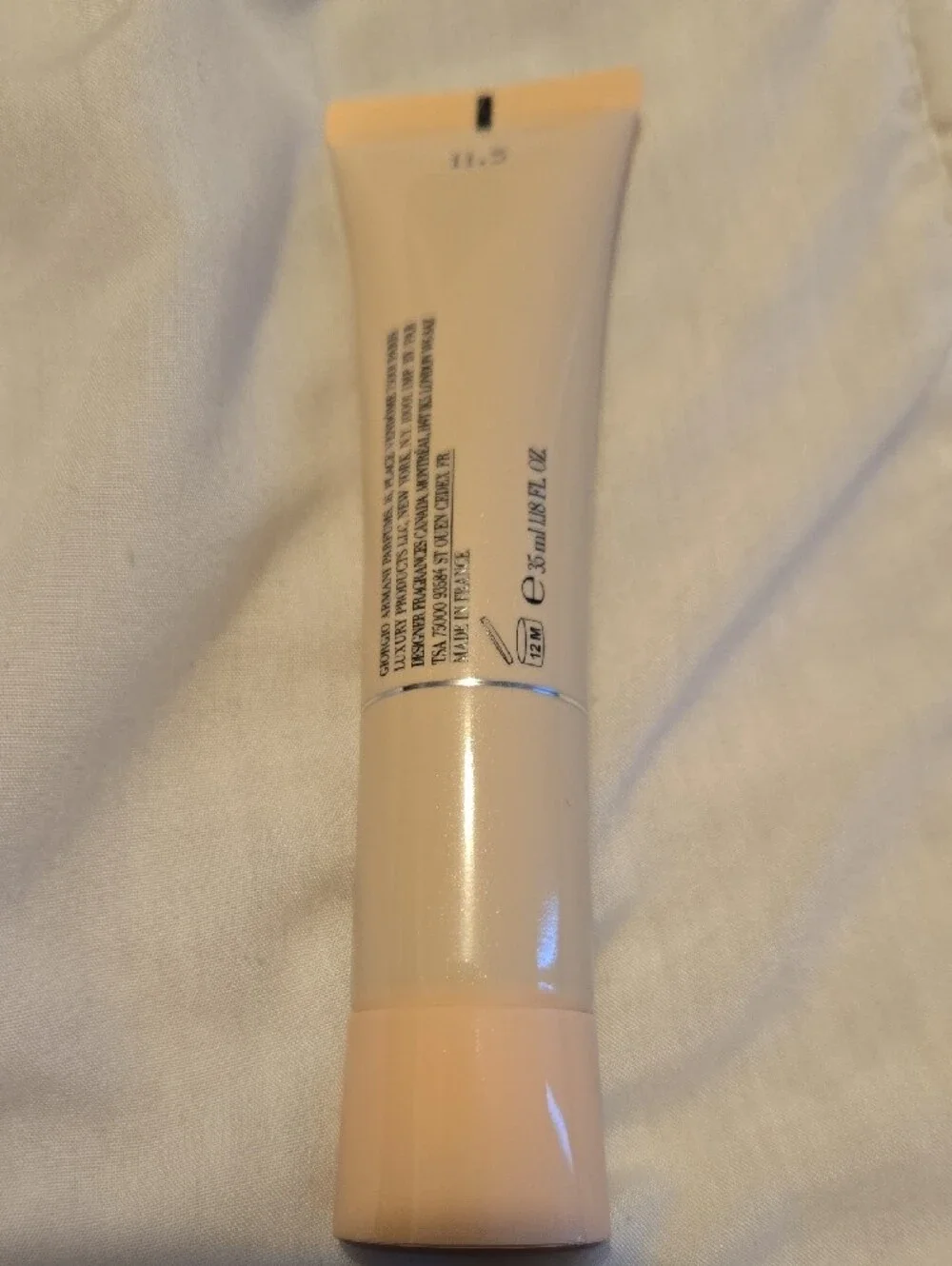 Giorgio Armani Neo Nude Foundation - Light Beige Tube